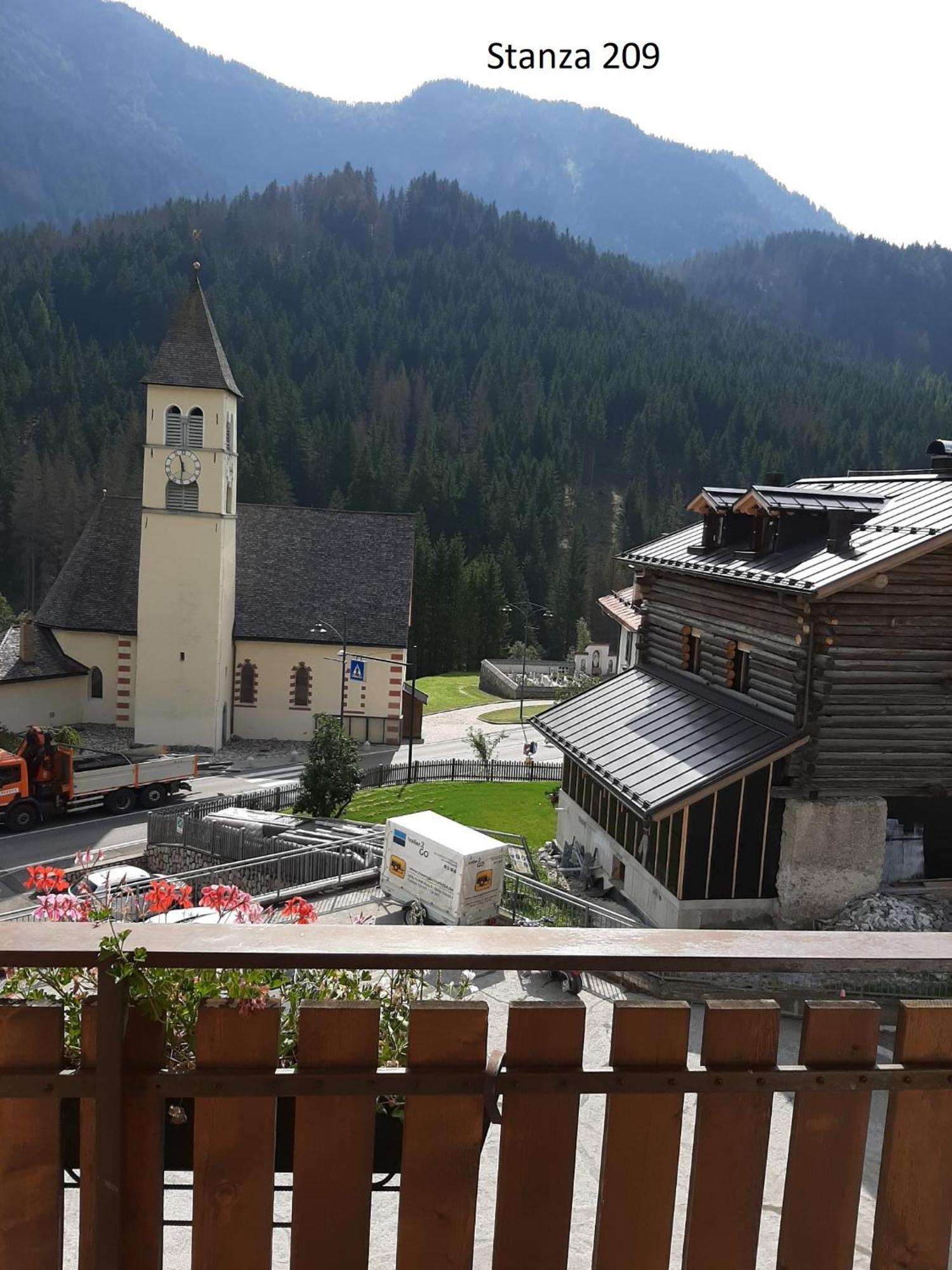 Hotel Pizboe Mazzin Kültér fotó