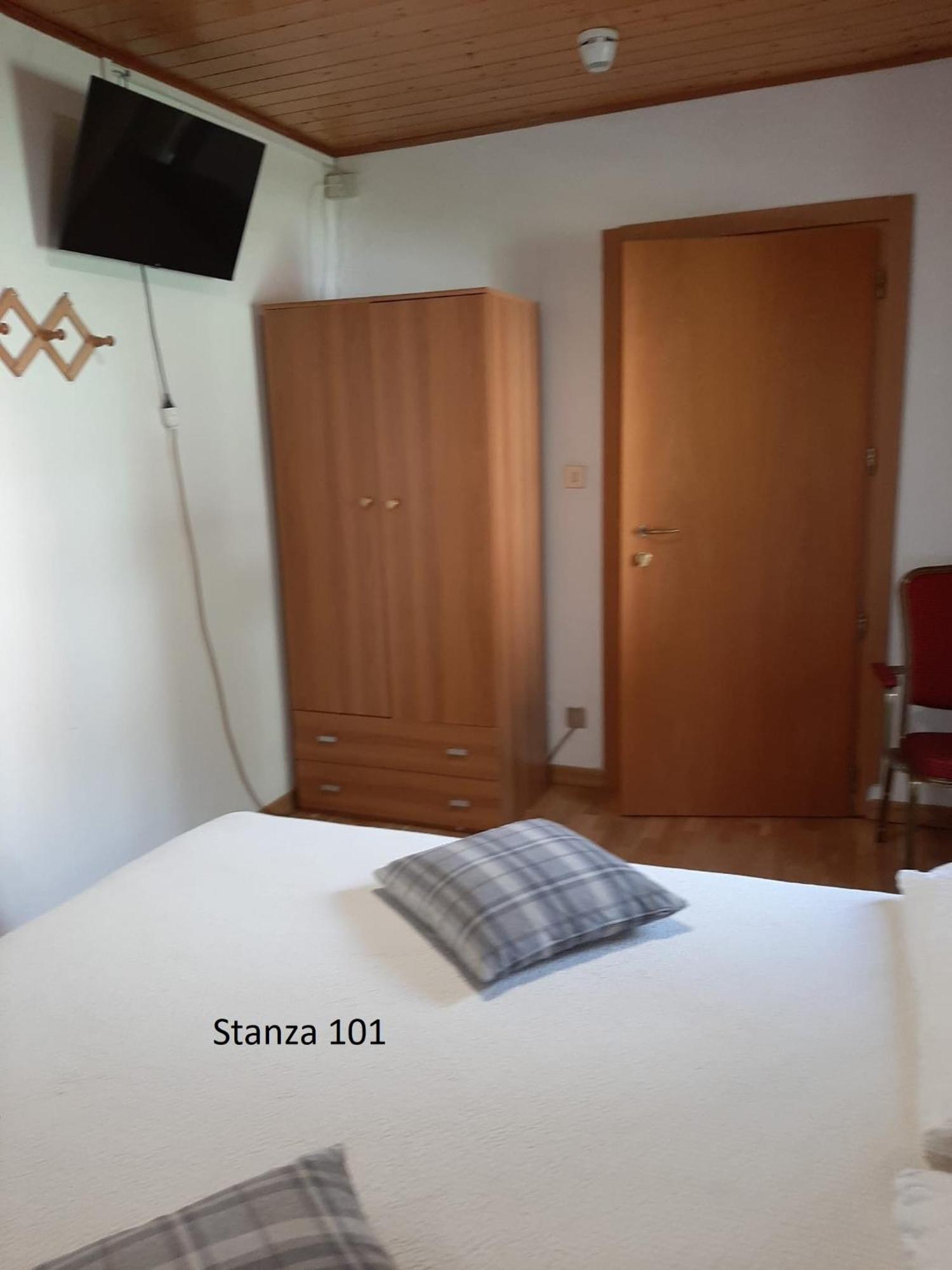 Hotel Pizboe Mazzin Kültér fotó